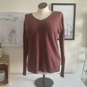 Soft long sleeve lightweight v-neck sweater
